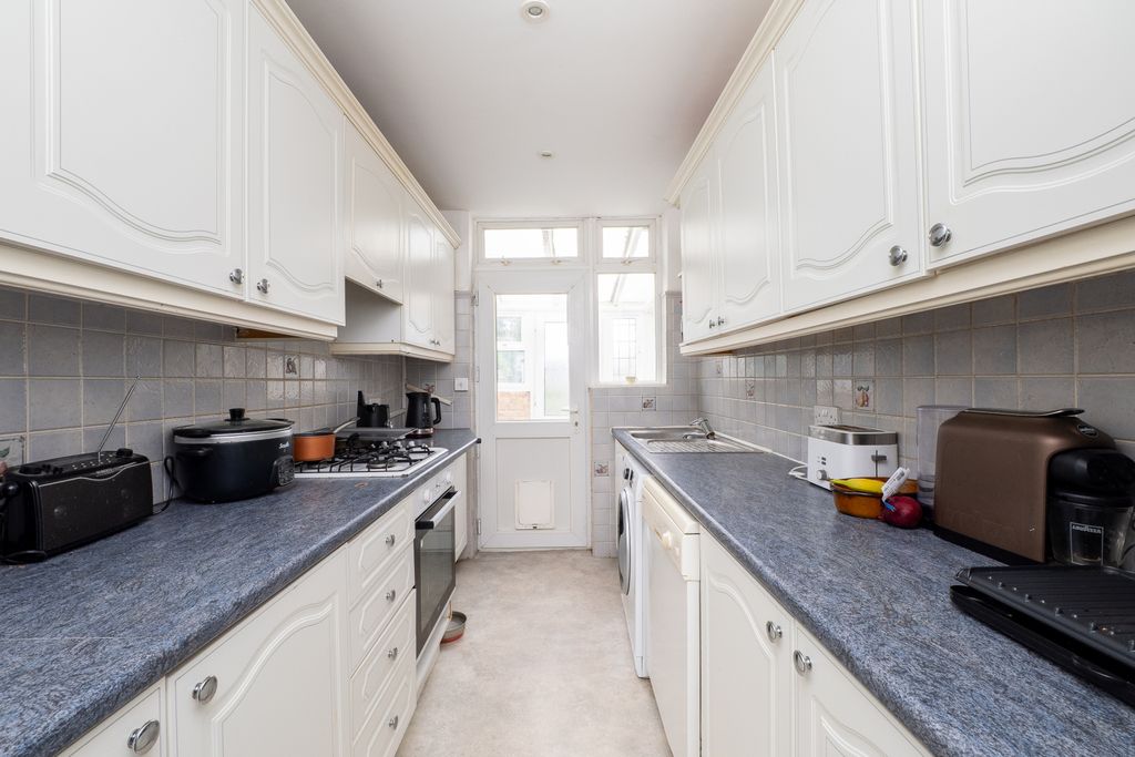 Property photo 3 of 26 Picture No. 09