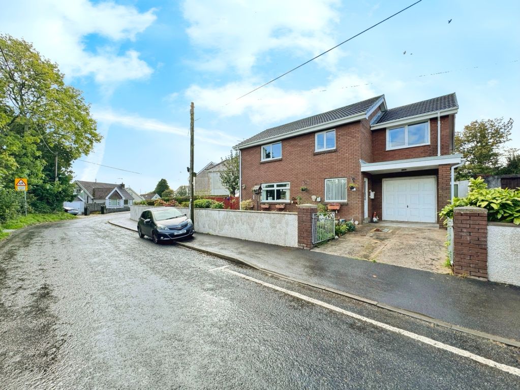 Property photo 2 of 33 2635144