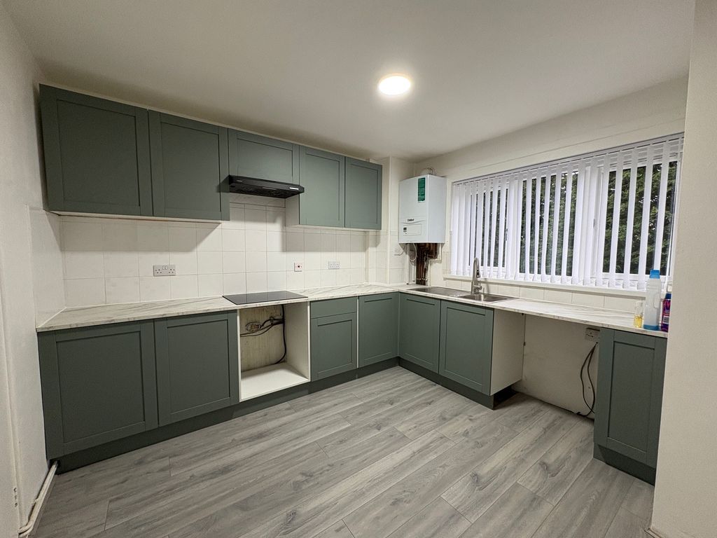 Property photo 2 of 8 Image