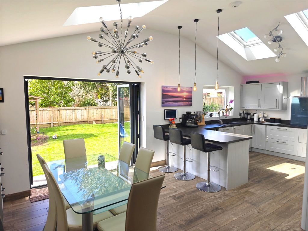 Property photo 3 of 20 Picture 3