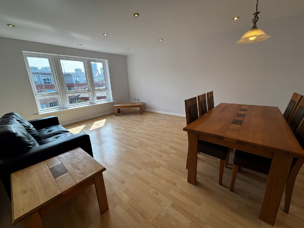 Property photo 2 of 7