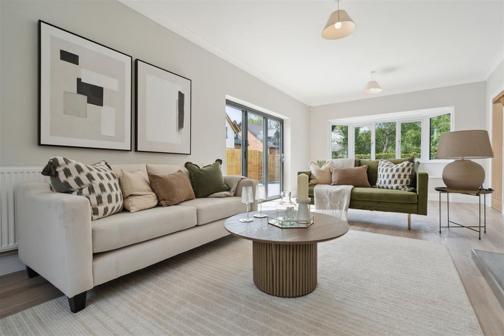 Property photo 3 of 26 Marvern_31.Jpg