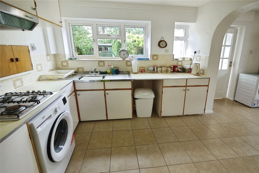 Property photo 2 of 18 Picture No. 01