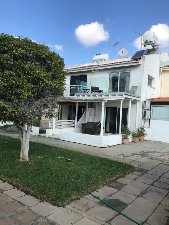Property photo 1 of 27