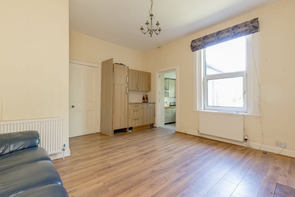 Property photo 3 of 16 Property Image 3
