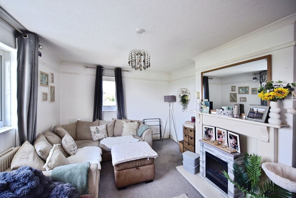 Property photo 2 of 13 Pbox-Img.Jpg