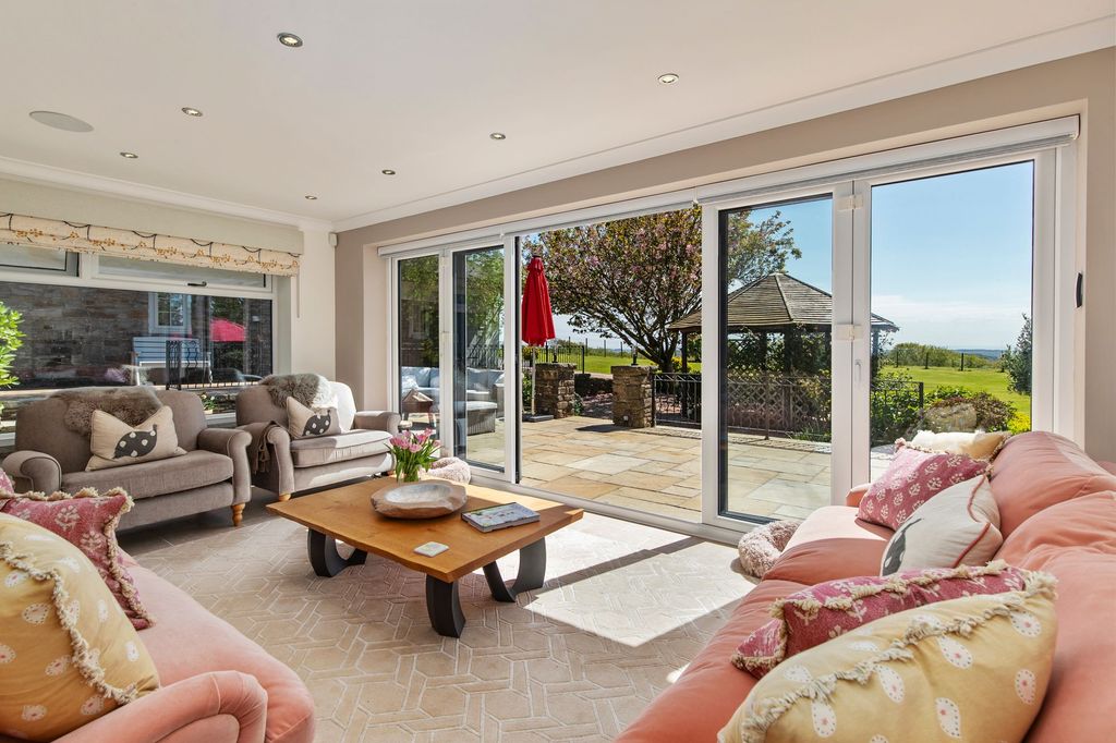 Additional image 4 of 5 bed detached house for salePenycoedcae Road, Penycoedcae CF37