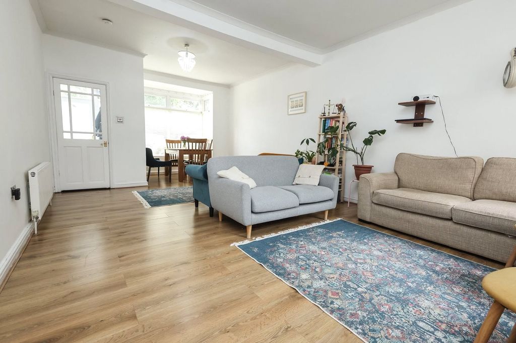 Property photo 2 of 18 Picture No. 06