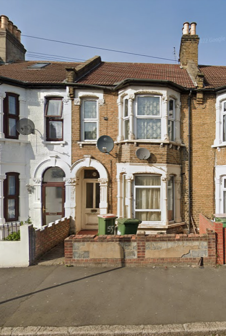 Property photo 1 of 12