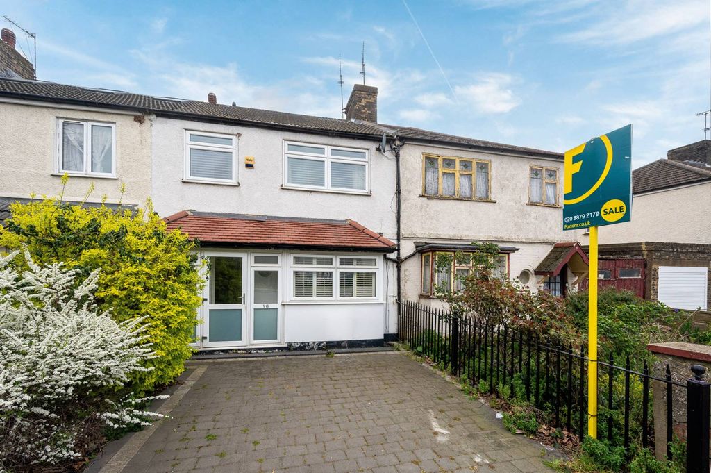 Property photo 3 of 27