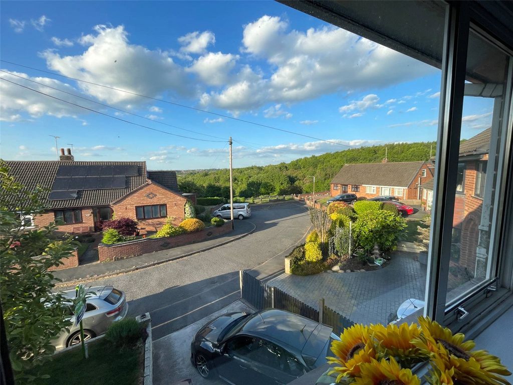 Property photo 2 of 14 View