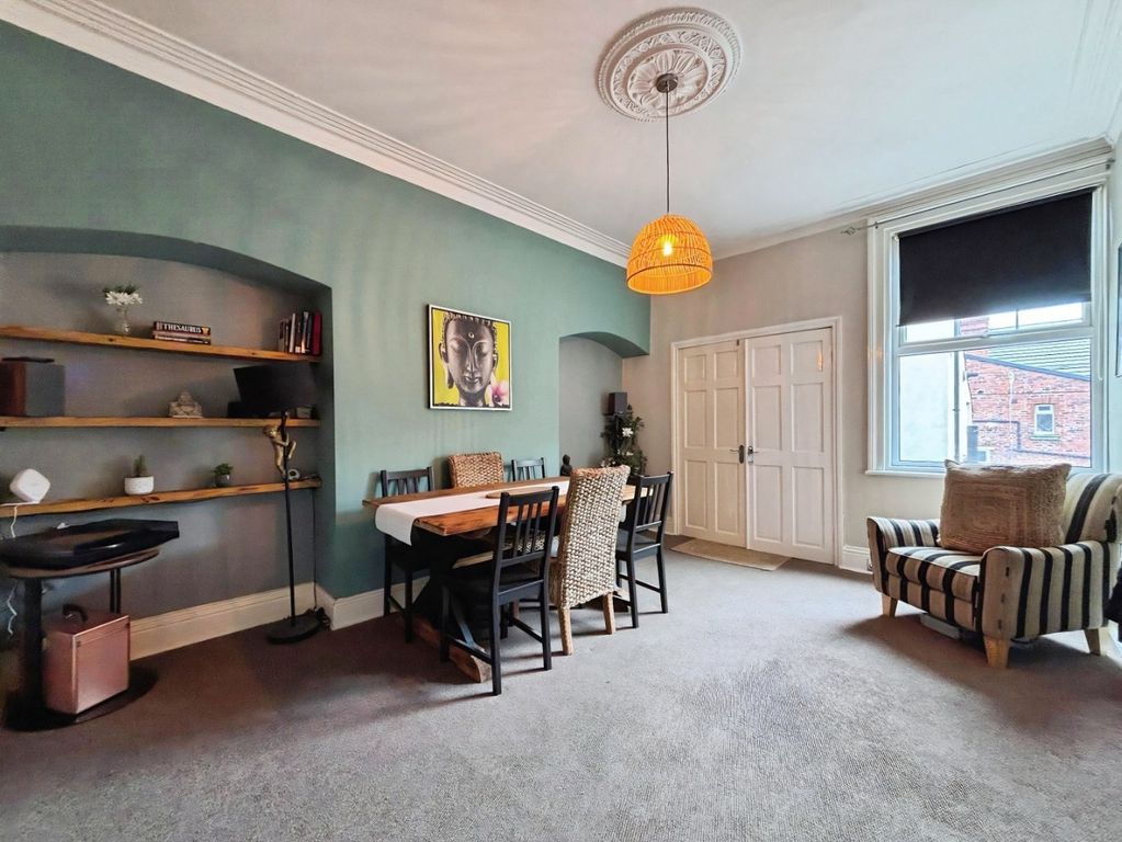 Property photo 3 of 15 4958672
