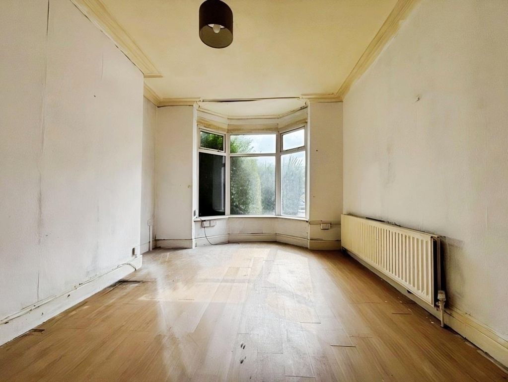 Property photo 2 of 23 318A3E9c-12.Jpg