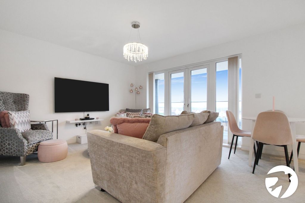 Property photo 2 of 9 Picture No. 06