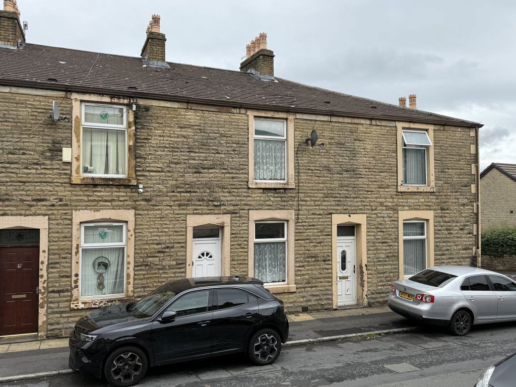 Property photo 1 of 1