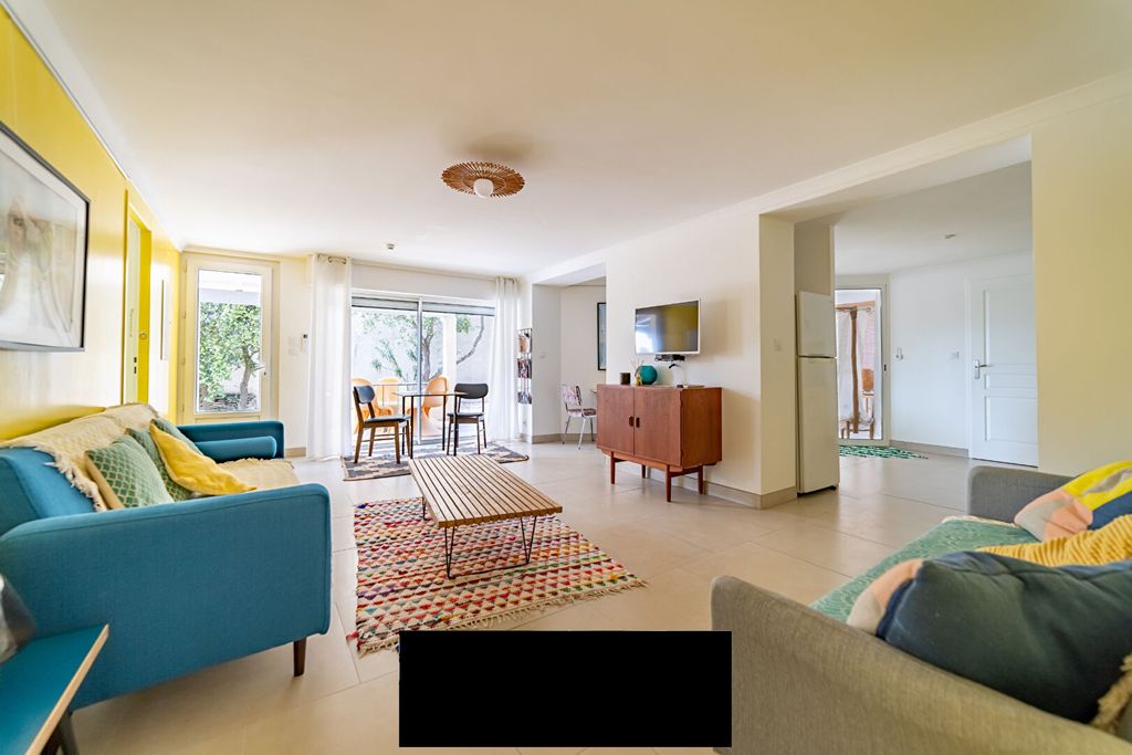 Property photo 2 of 3