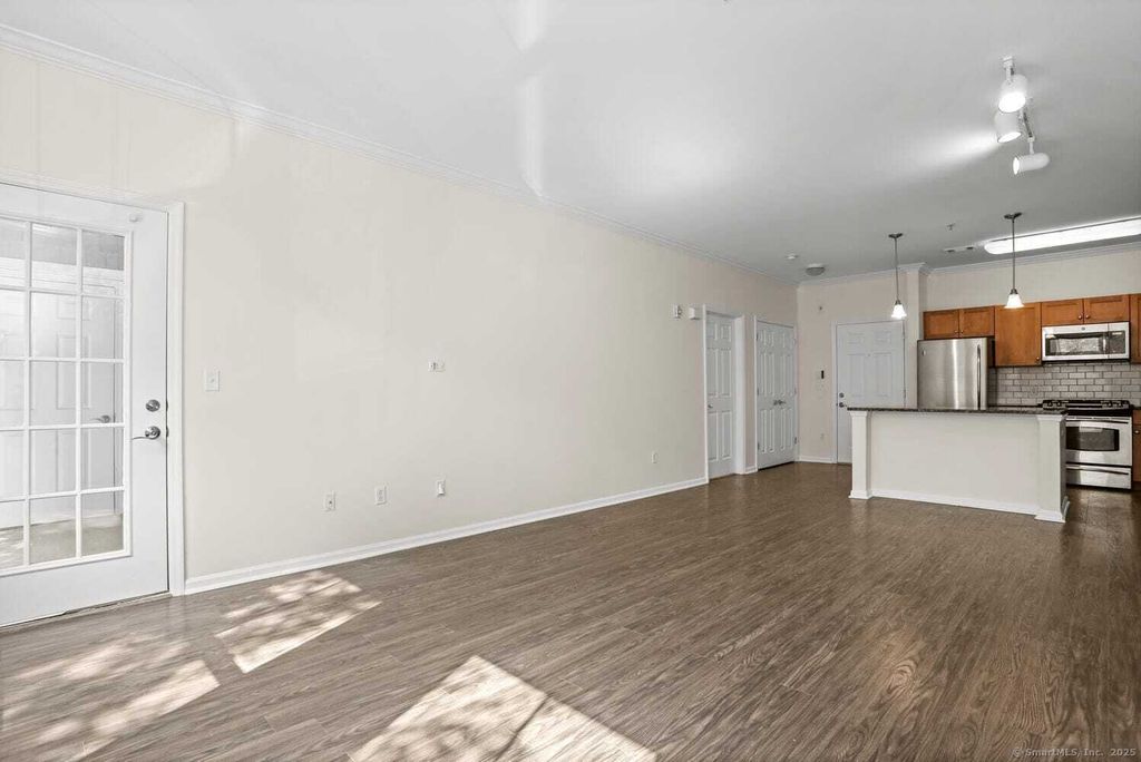 Property photo 2 of 21 <Alttext/>