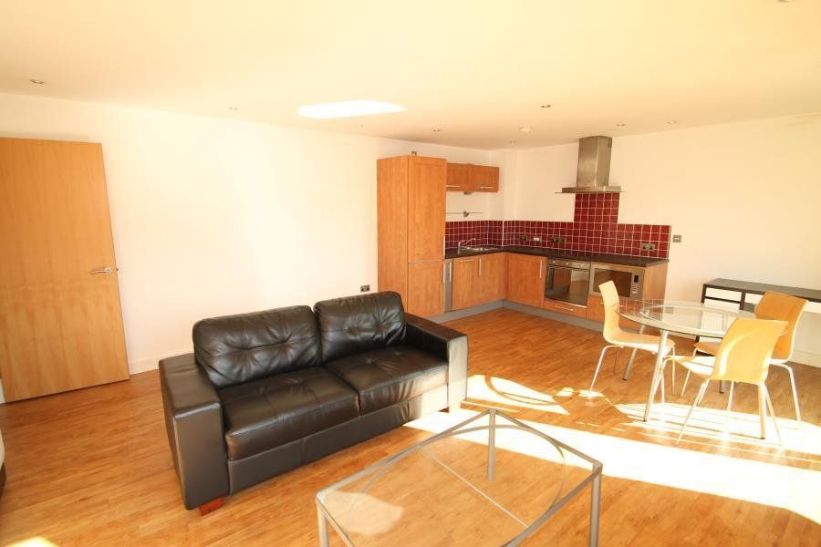 Property photo 3 of 7 Picture No. 02