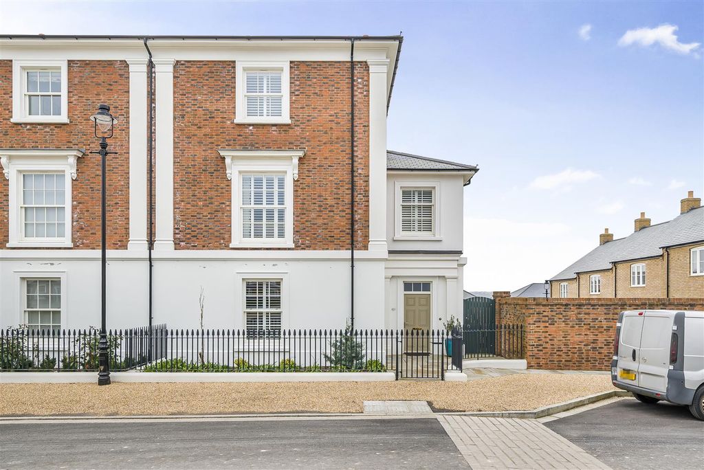 Property photo 2 of 29 1244598 (1).Jpg