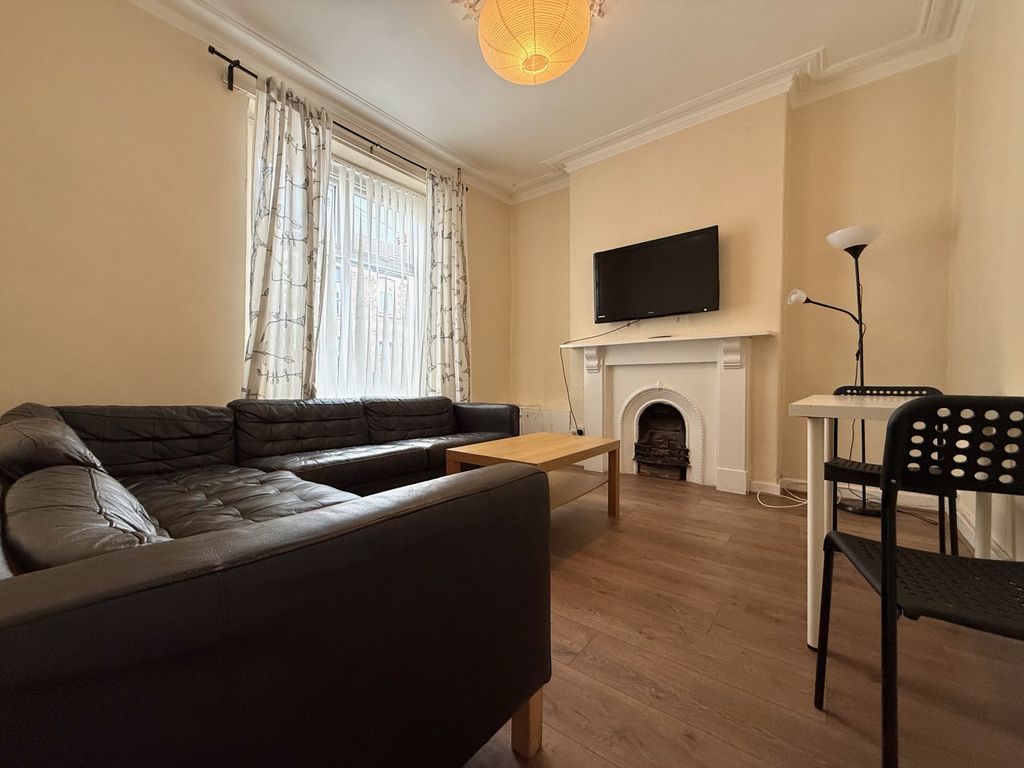 Property photo 2 of 14 Another Student Property From Award-Winning Cps Ho
