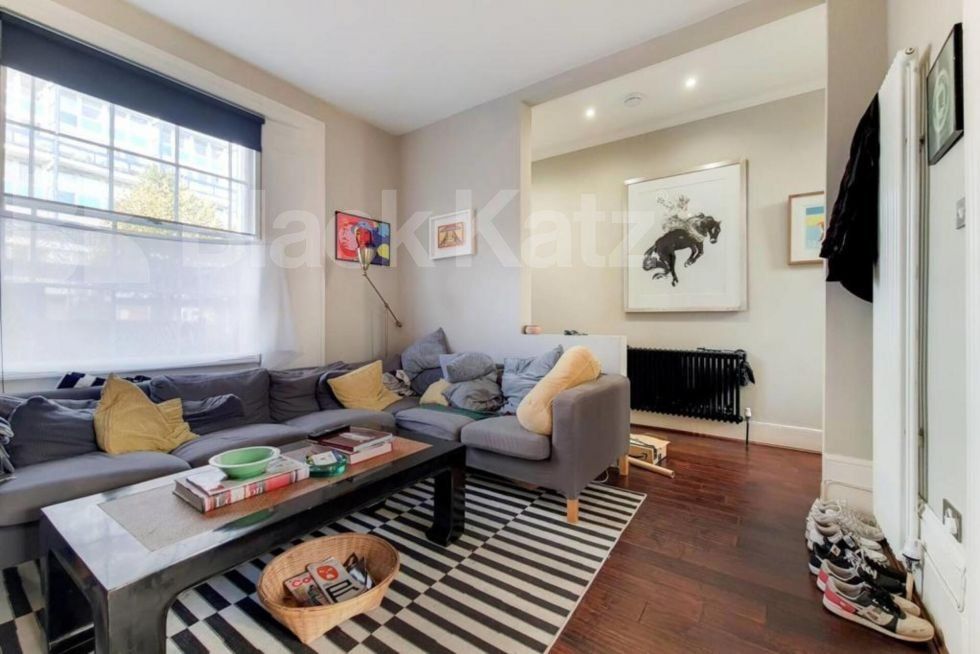 Property photo 2 of 11