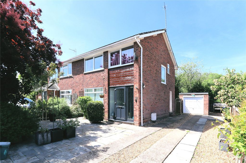 Property photo 1 of 20 Picture No. 35