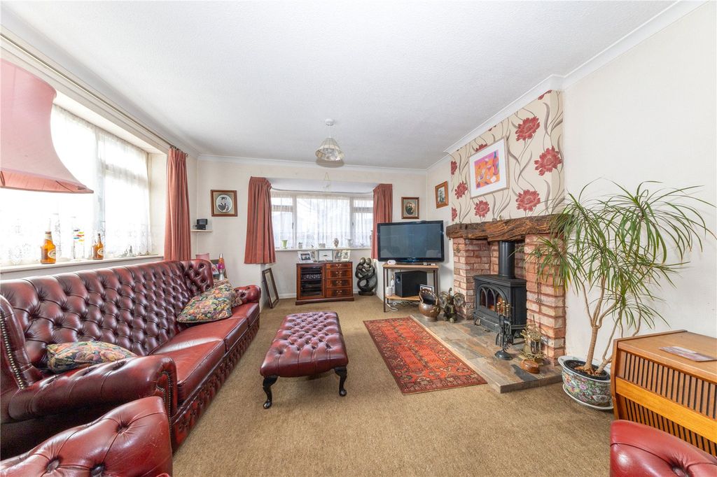 Property photo 2 of 25 Picture No. 19