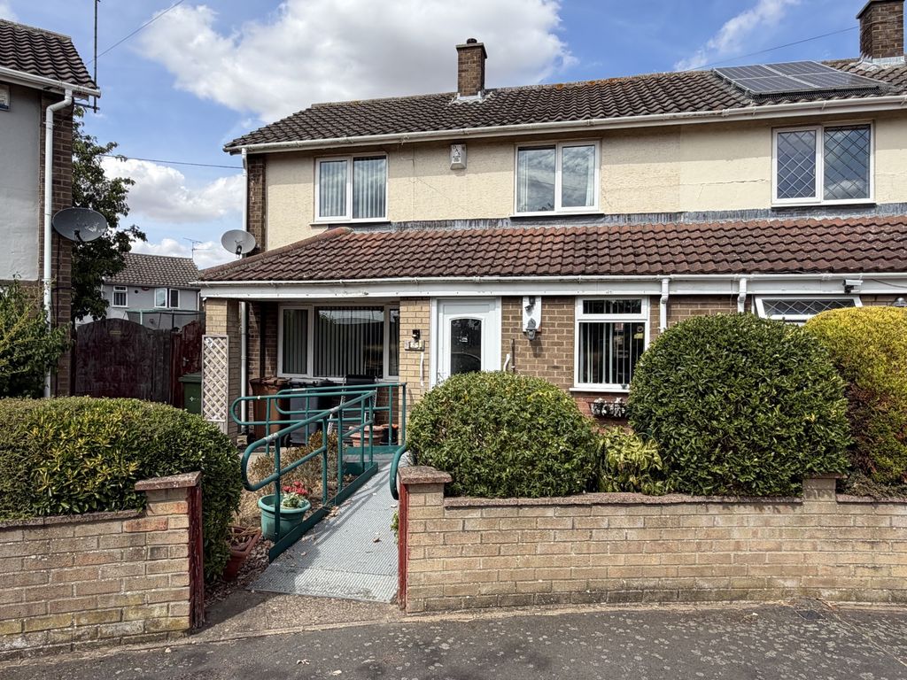 Property photo 1 of 3