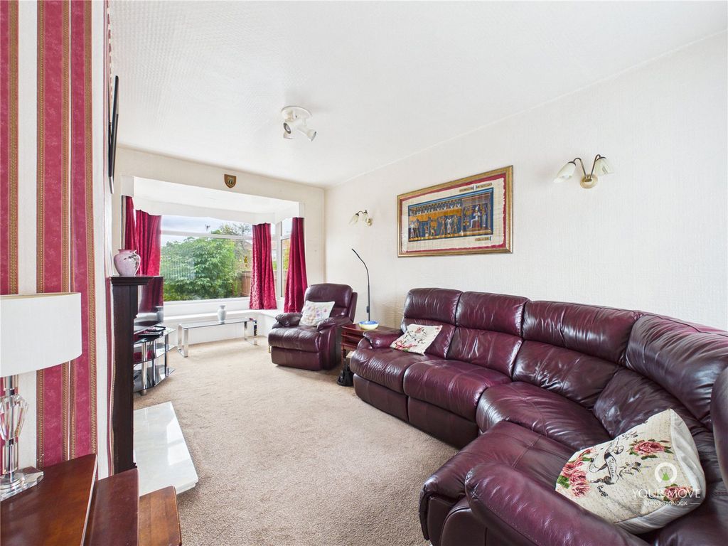 Property photo 2 of 17 Picture No. 14