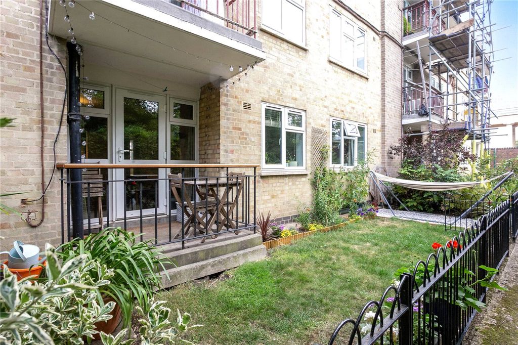 Property photo 3 of 12 Picture No. 04