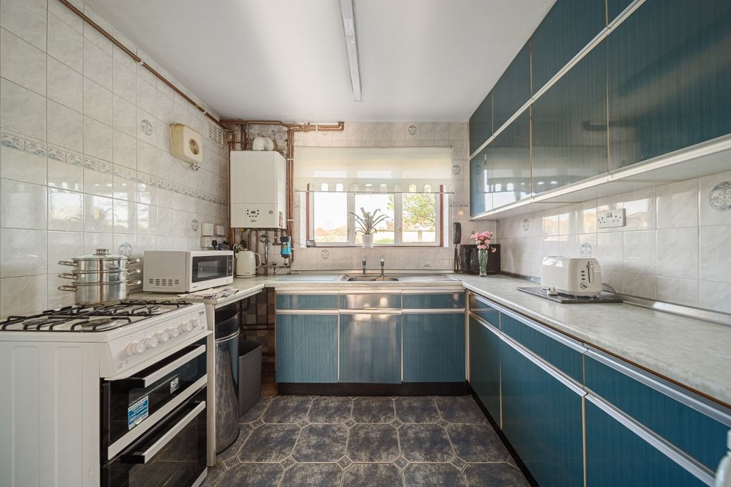 Property photo 3 of 22 4496623