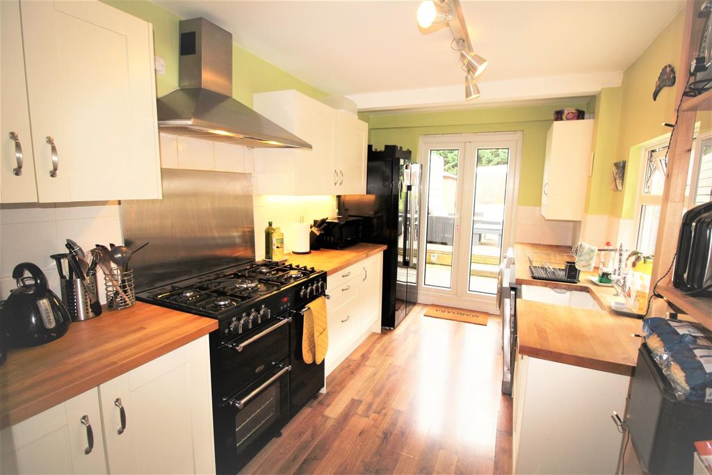 Property photo 2 of 12 Img_0926.Jpg