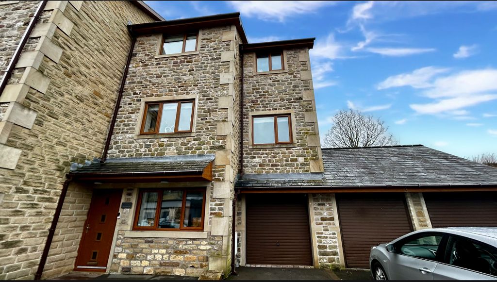 Property photo 1 of 29 1
