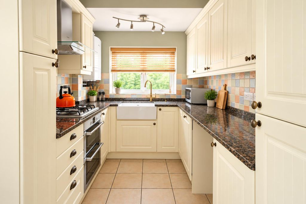 Property photo 3 of 8 1669A0A4-F312-450B-9F6c-B50Acb1Bd1A8.Png