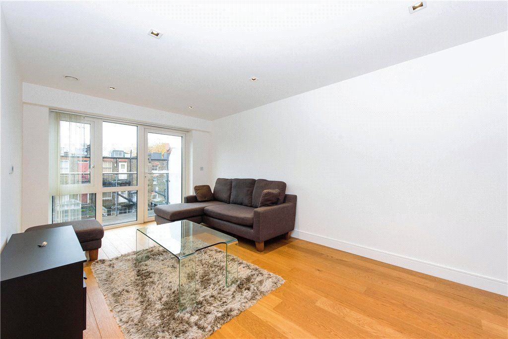 Property photo 2 of 17 Picture No. 01