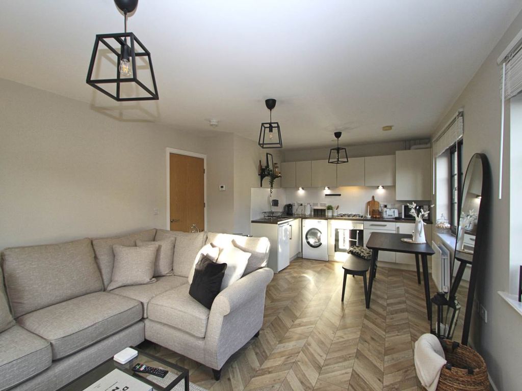 Property photo 3 of 13 Img_4438