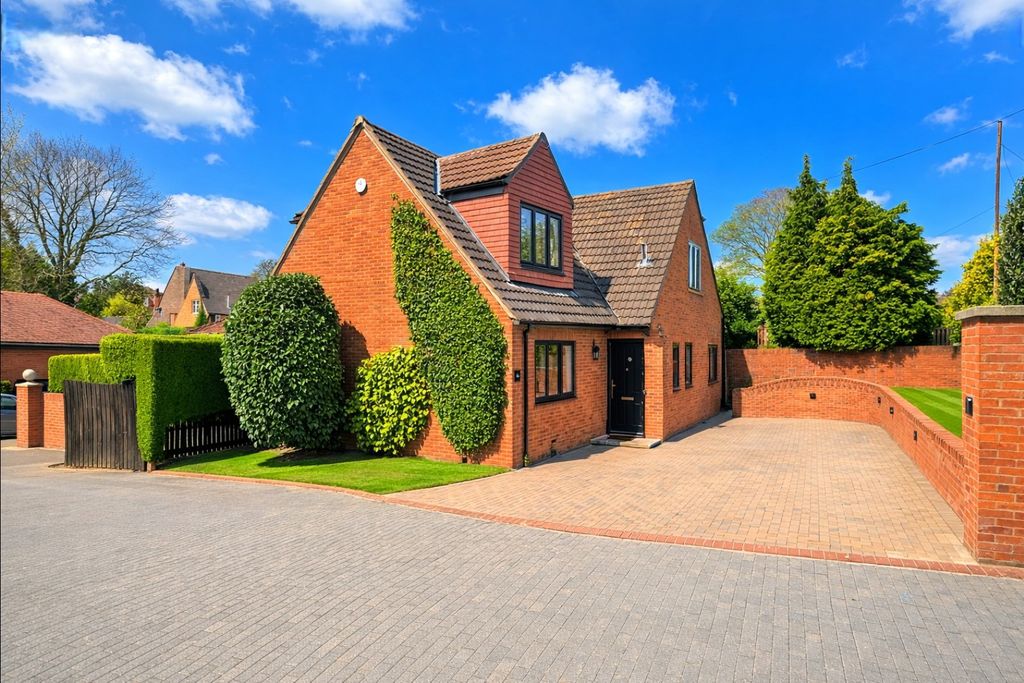 Property photo 1 of 52 Front 1