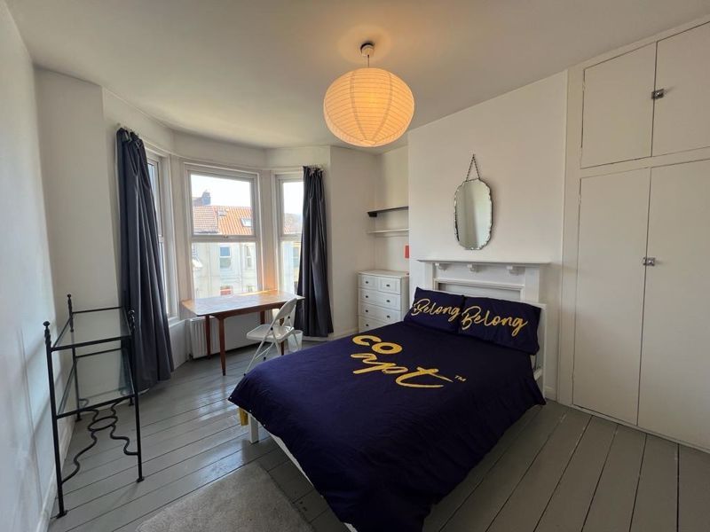 Property photo 1 of 13 Photo 12