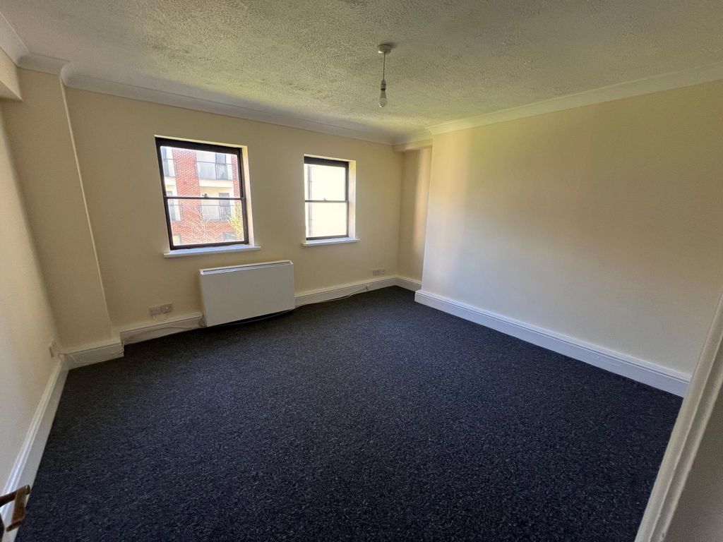 Property photo 2 of 5 Images