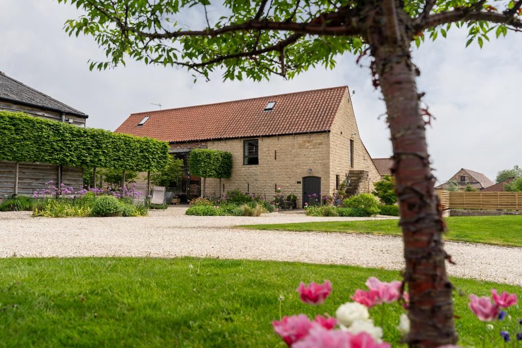 Property photo 2 of 44 Exterior And Gardens