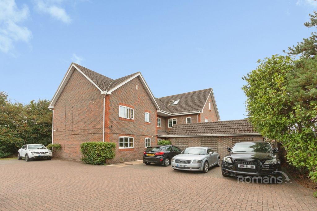 Property photo 1 of 11 Pbox-Img.Jpg