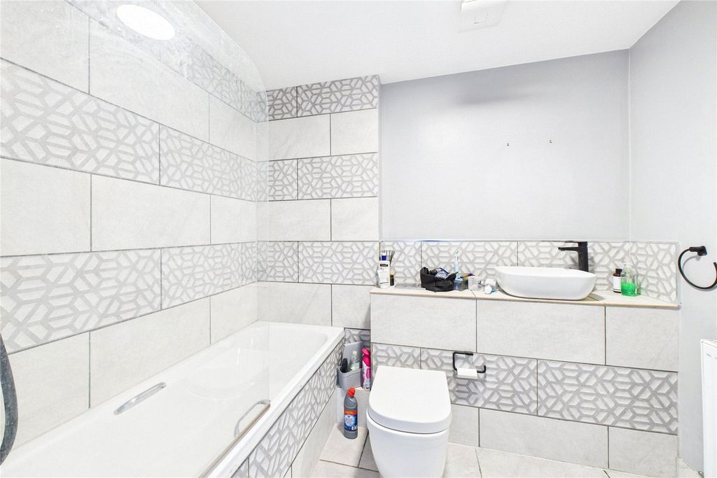 Property photo 3 of 6 Picture No. 03