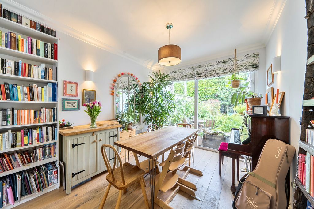 Property photo 3 of 18 1463277-4-6A0c740...