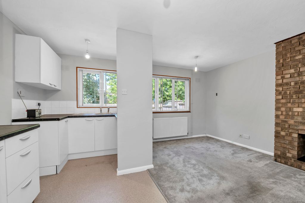 Property photo 3 of 12 Dcp_7306
