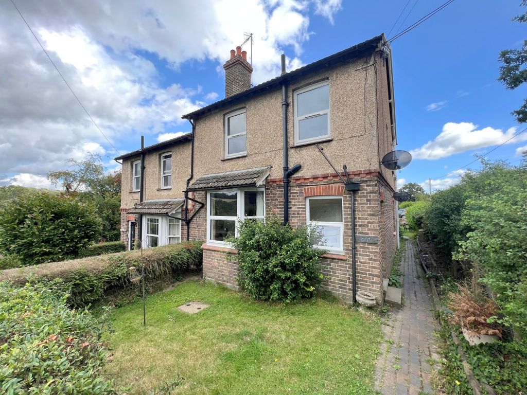 Property photo 1 of 6 1 Bed Furnished Flat