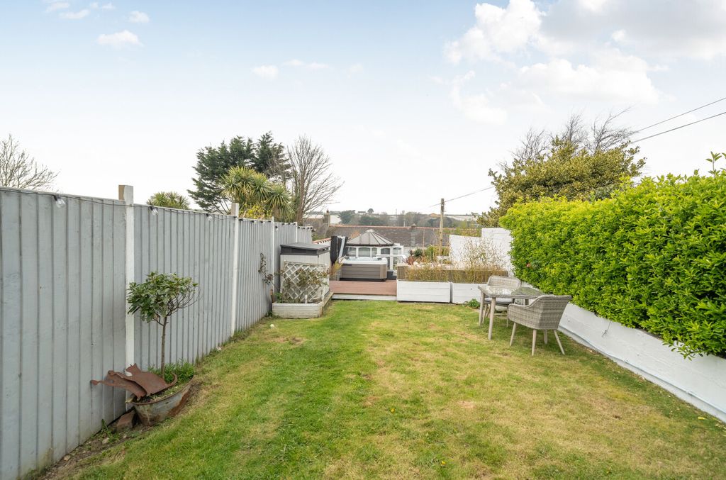 Property photo 2 of 30 1428730-13-69c173...
