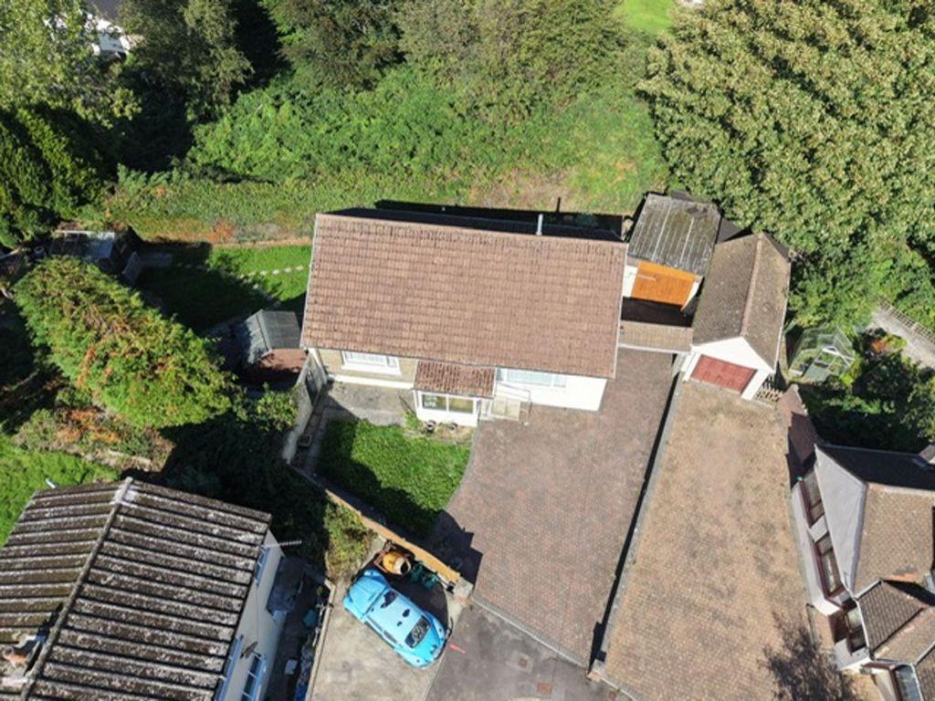 Property photo 1 of 31