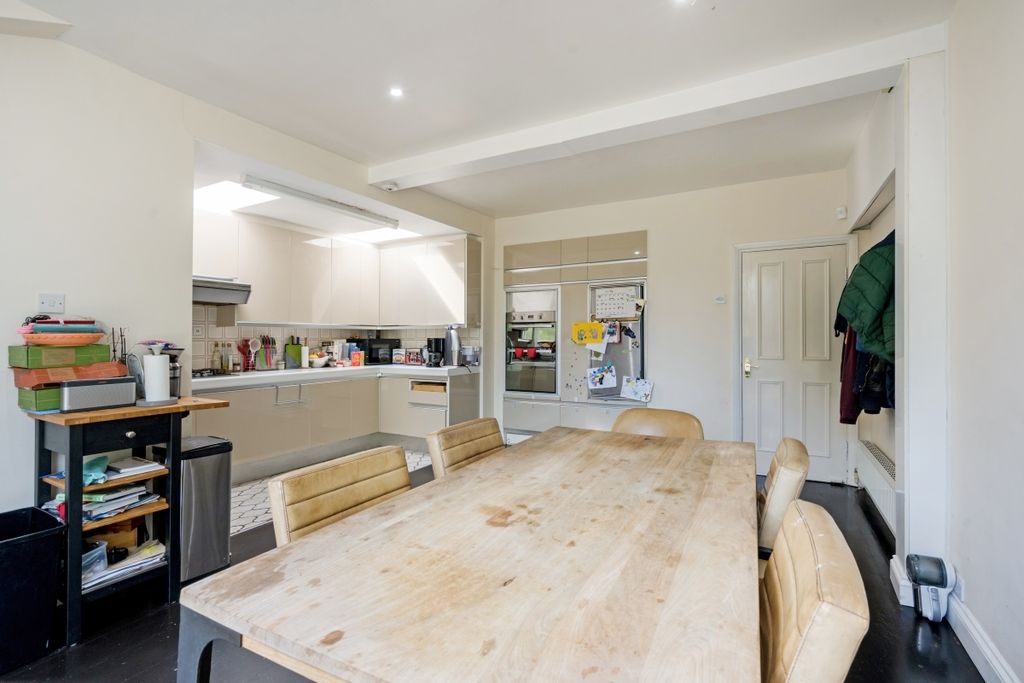 Property photo 3 of 14 Creighton Diner