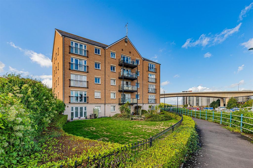 Property photo 1 of 10 8 The Anchorage-23.Jpg