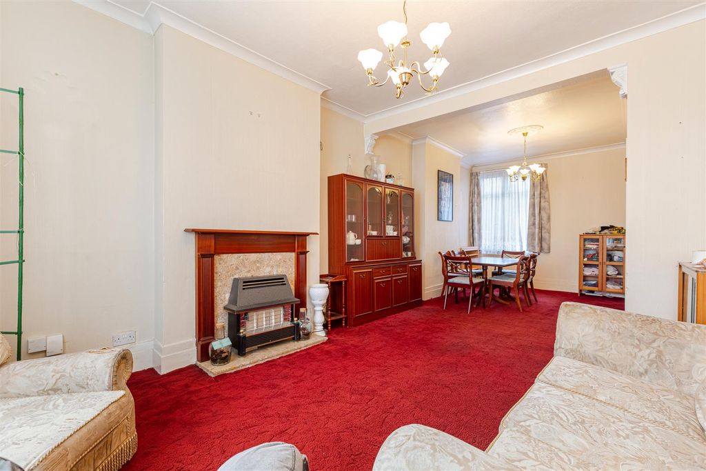 Property photo 3 of 12 Ach_7934.Jpg